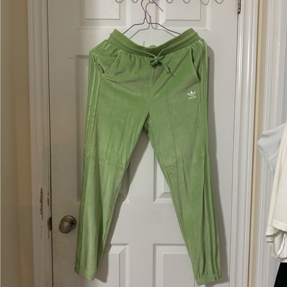 Brand new adidas with tag - Picture 1 of 3